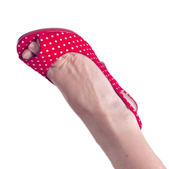 NWOT red polka dot stiletto Heels Peeptoe Slingbacks SIZE 7 AU - Picture 3 of 14